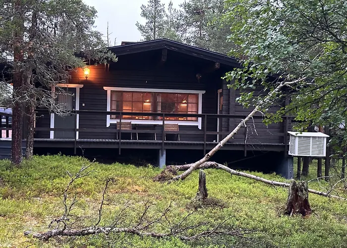 Saajopolku 4 아파트